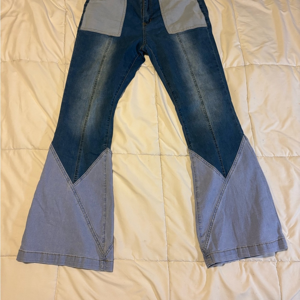 Source Unknown Blue and Gray Flare Jeans